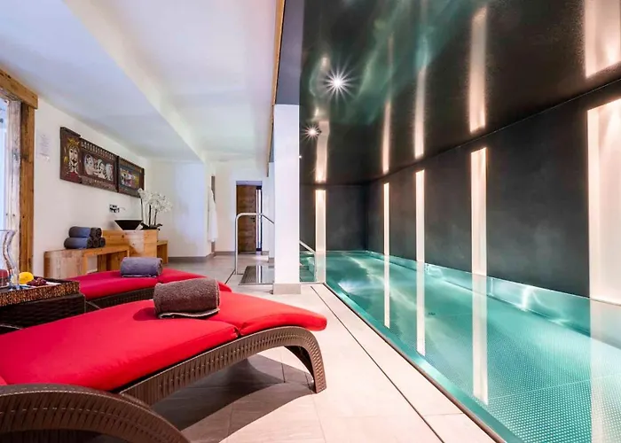 Apartment White Pearl In *